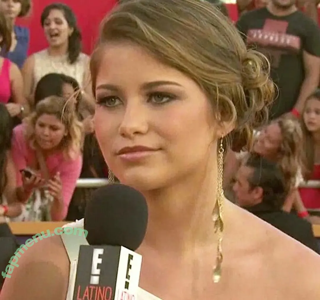 sofiareyes nude photo #0007 (sofiareyes)