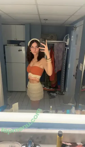 Soggyalien22 / soggyalien nude photo #0210