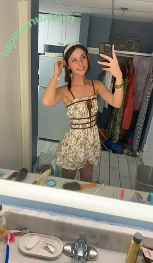 Soggyalien22 / soggyalien nude photo #0211