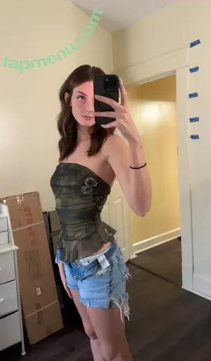 Soggyalien22 / soggyalien nude photo #0327