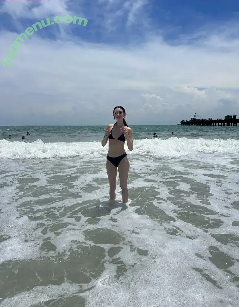 Soggyalien22 nude photo #0200 (soggyalien)