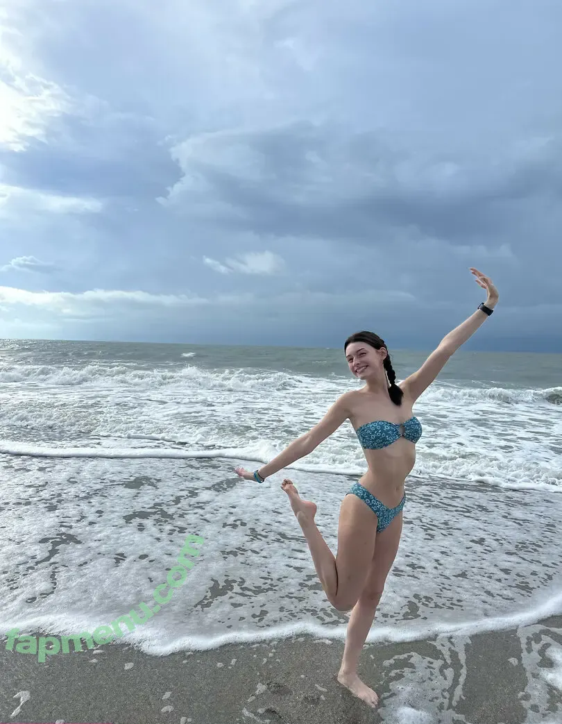 Soggyalien22 nude photo #0217 (soggyalien)