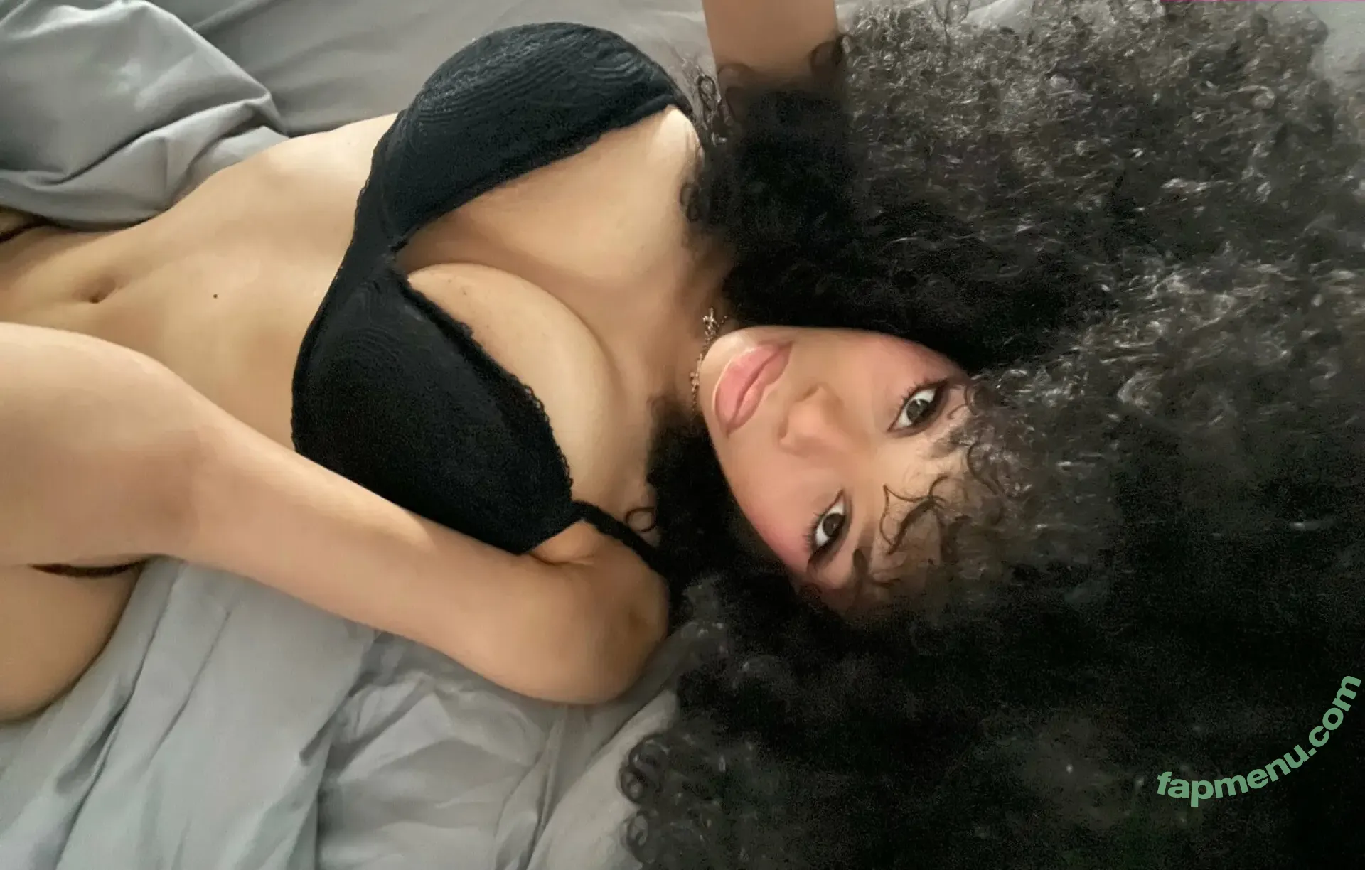 soleiljolina nude photo #0019 (soleiljolina)