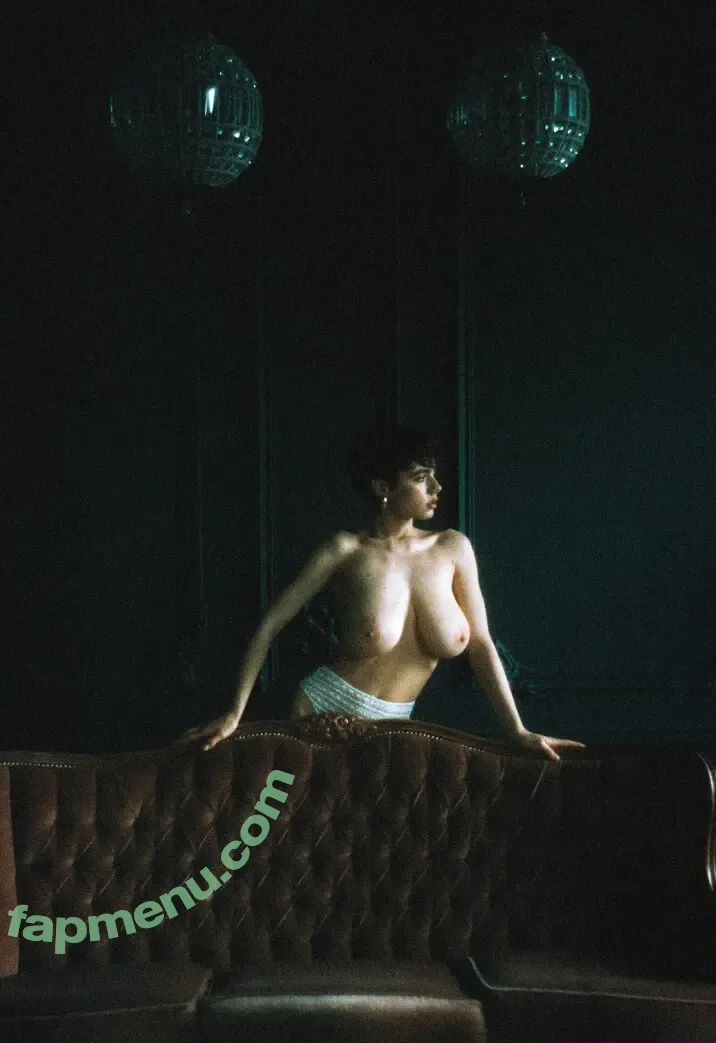 Solomia Maievska nude photo #3333 (miamaievska / solomia_maievska)