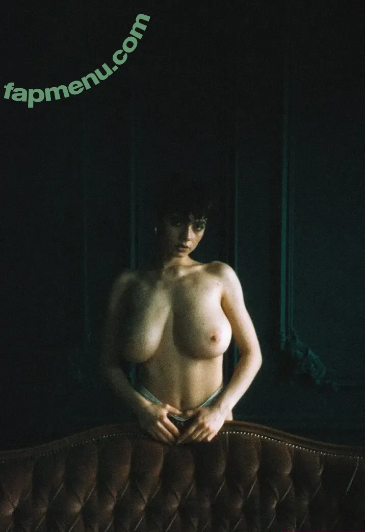 Solomia Maievska nude photo #3334 (miamaievska / solomia_maievska)