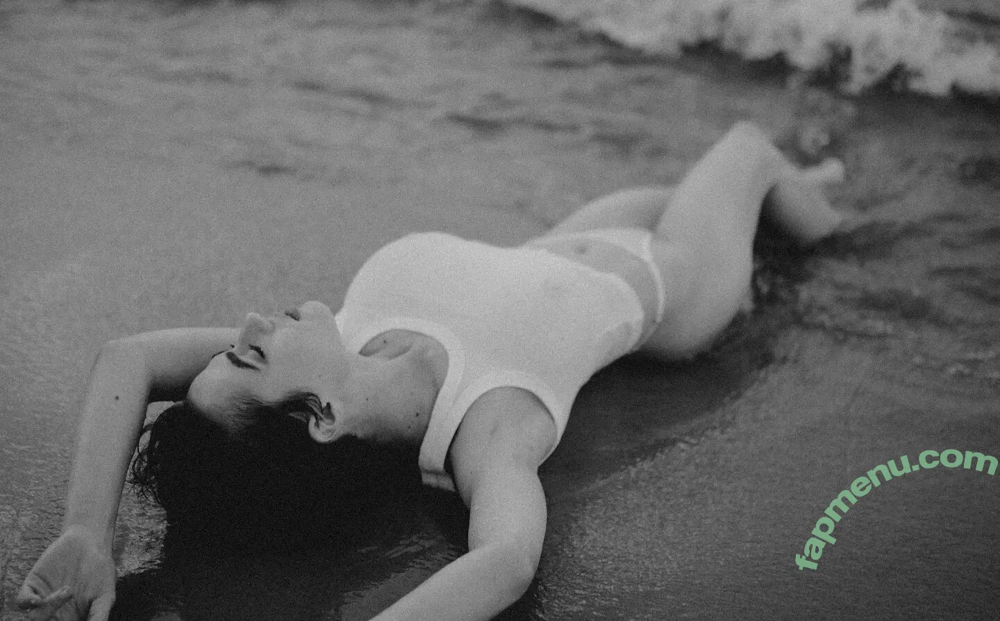 Solomia Maievska nude photo #3500 (miamaievska / solomia_maievska)