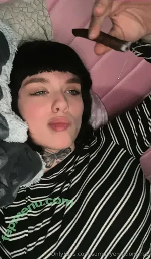  nude photo #0004