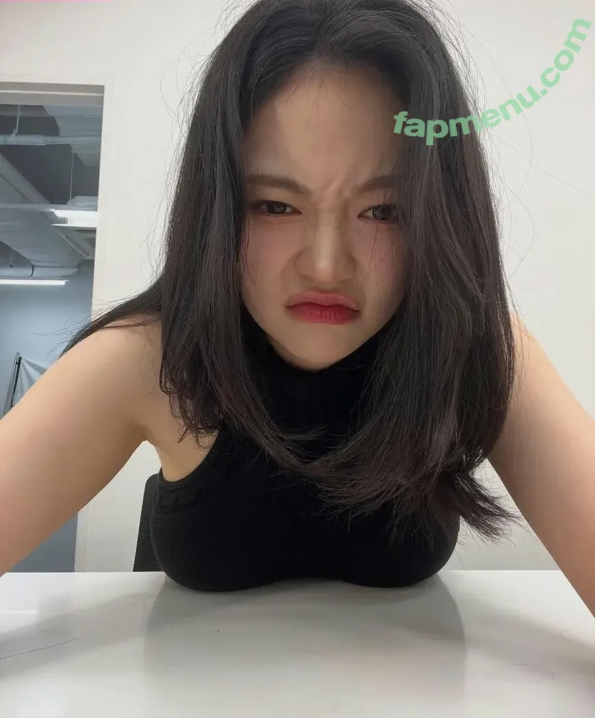 somsom_o0o nude photo #0025 (Somyi / 안솜이)