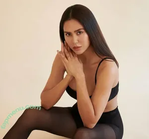 Sonam Bajwa / sonambajwa nude photo #0040