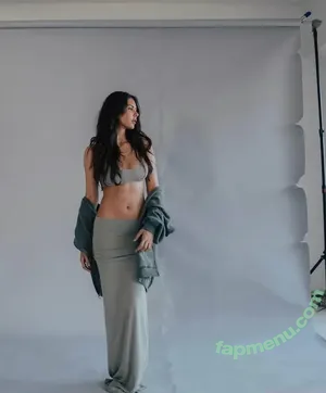 Sonam Bajwa / sonambajwa nude photo #0051