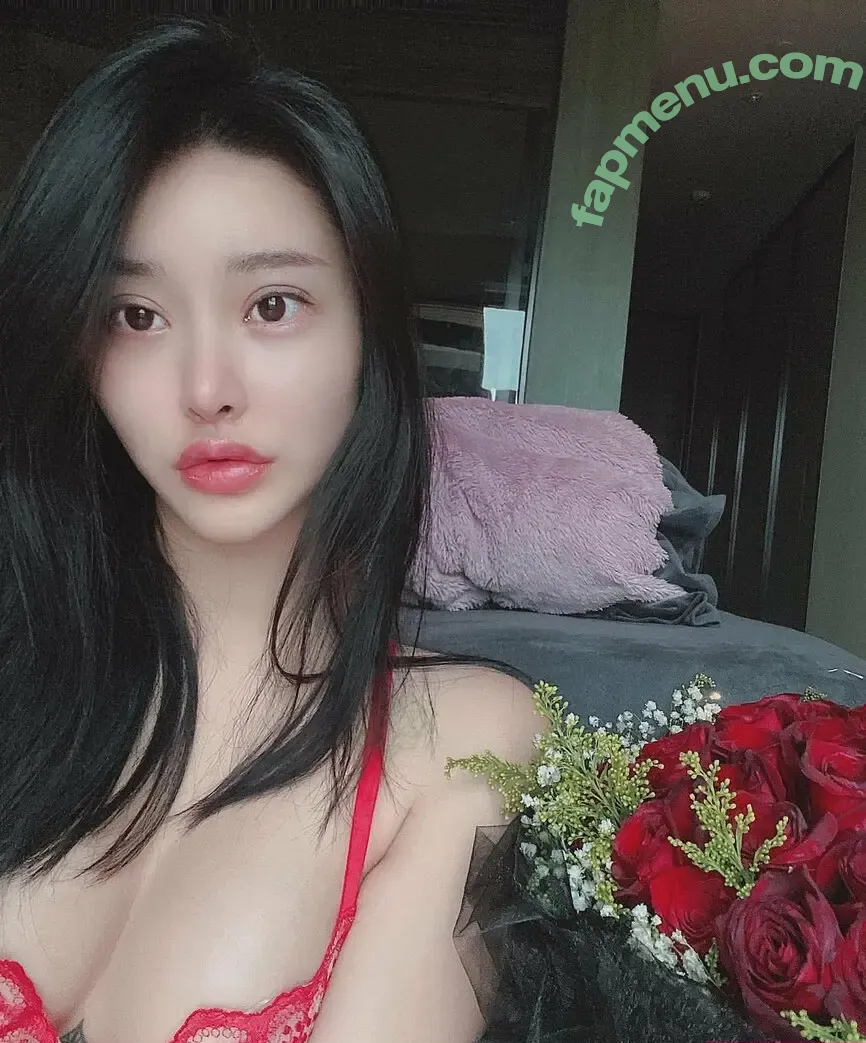 Song Yuxin nude photo #0002 (Song Yuxin)