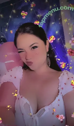 Sonia Elsie ASMR / piscesprincess_xo / soniaelsieofficial nude photo #0171