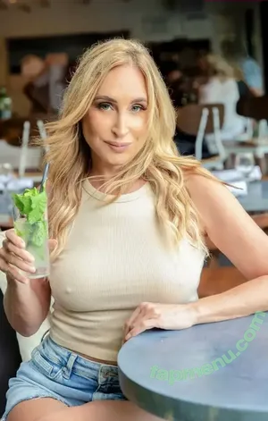 Sonja Morgan / sonjamorgan / sonjatmorgan nude photo #0042