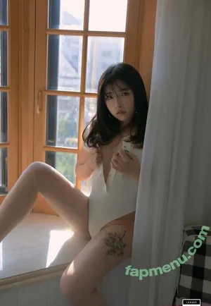 Sonson 손손 / sonson_o3o / sonson_uwu nude photo #0161