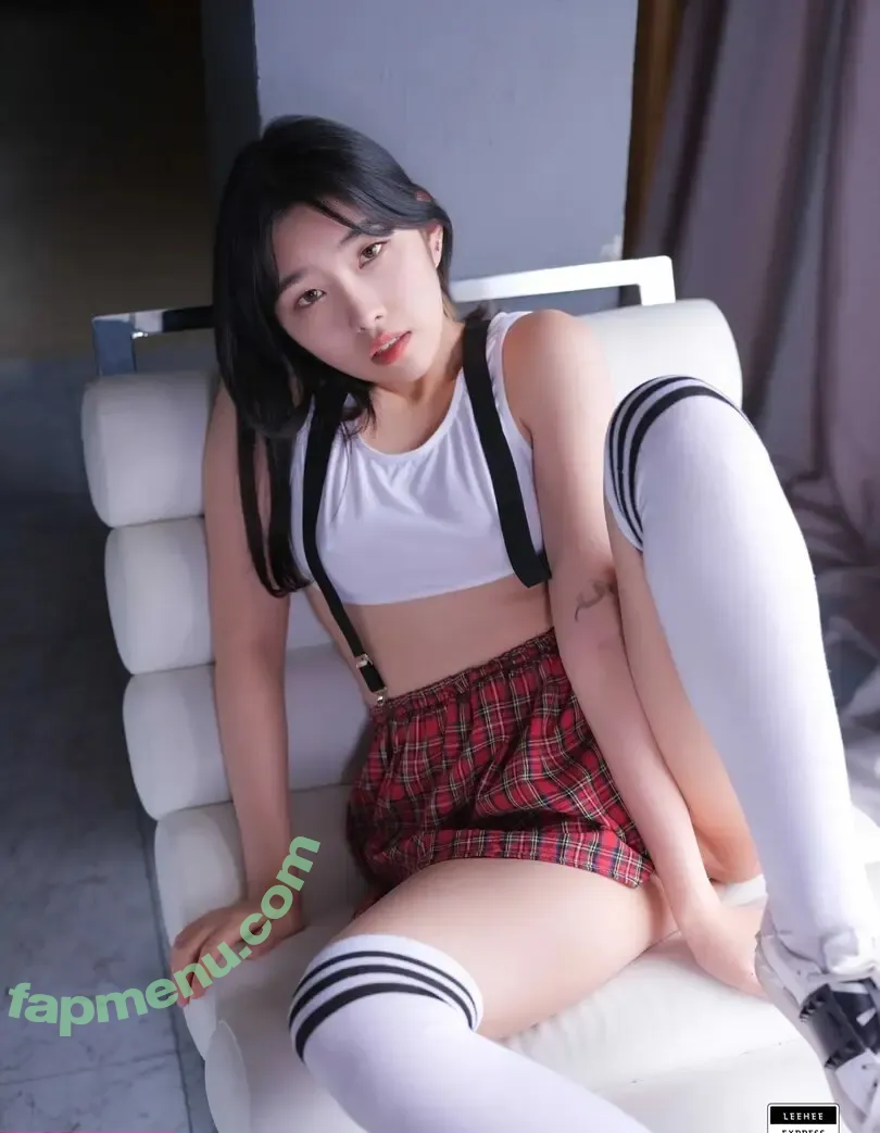 Sonson 손손 nude photo #0212 (sonson_o3o / sonson_uwu)