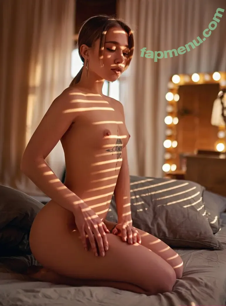 Sonya Fuzeyn nude photo #0016 (sonjjasonya)