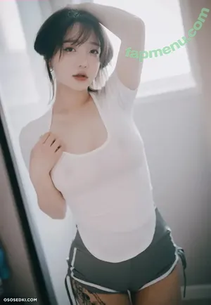  nude photo #0010