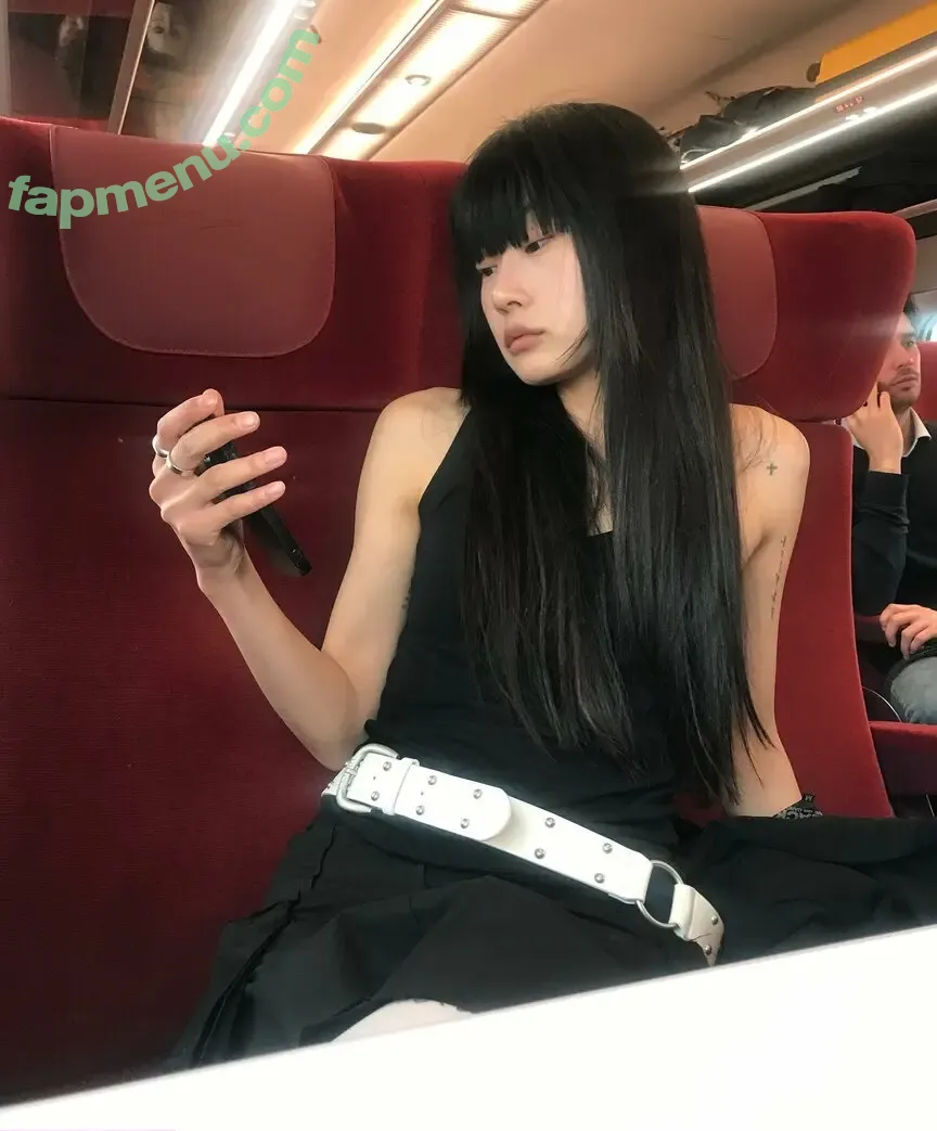 sooooorok nude photo #0018 (Lee Soomin)