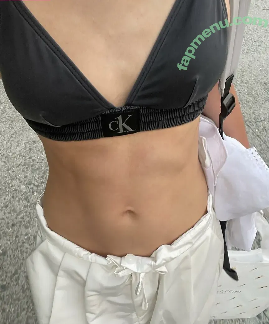 sooooorok nude photo #0068 (Lee Soomin)