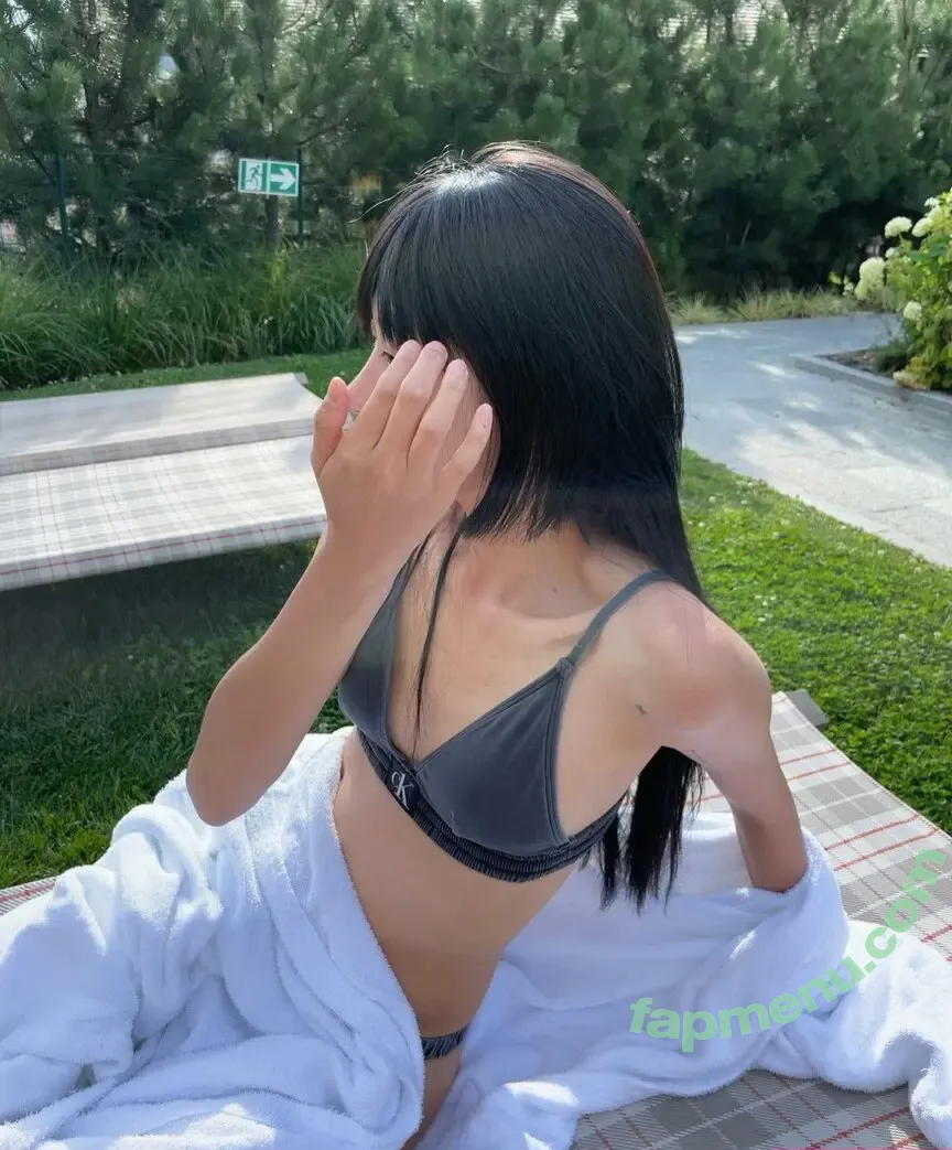 sooooorok nude photo #0070 (Lee Soomin)