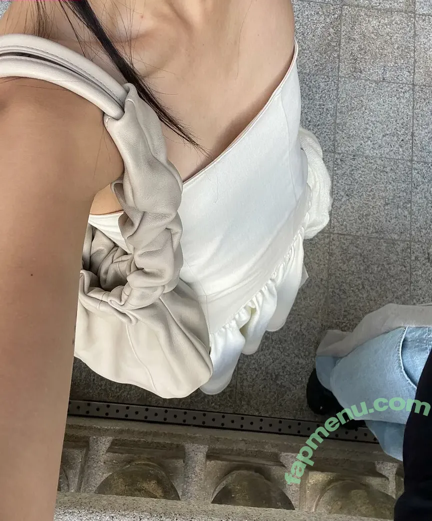 sooooorok nude photo #0088 (Lee Soomin)