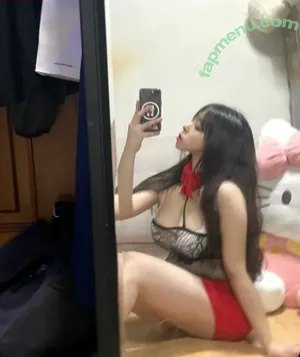  nude photo #0002