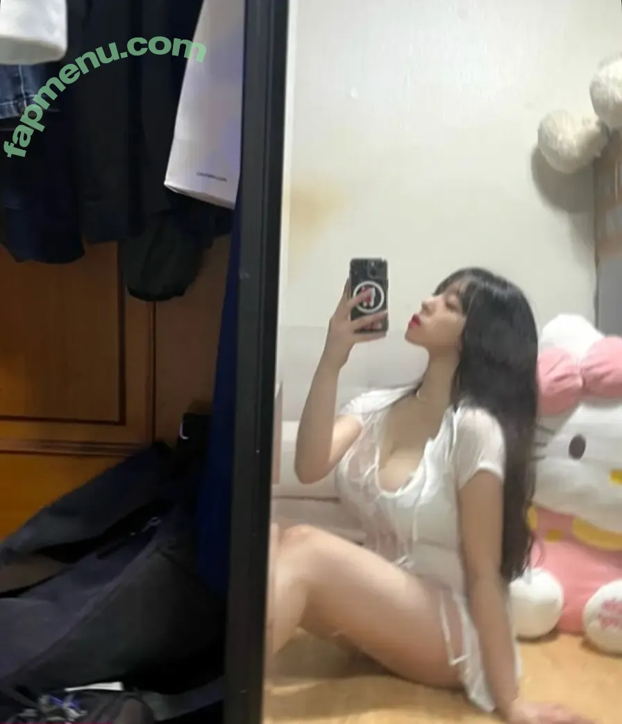 soooyaee nude photo #0004 (soooyaee)