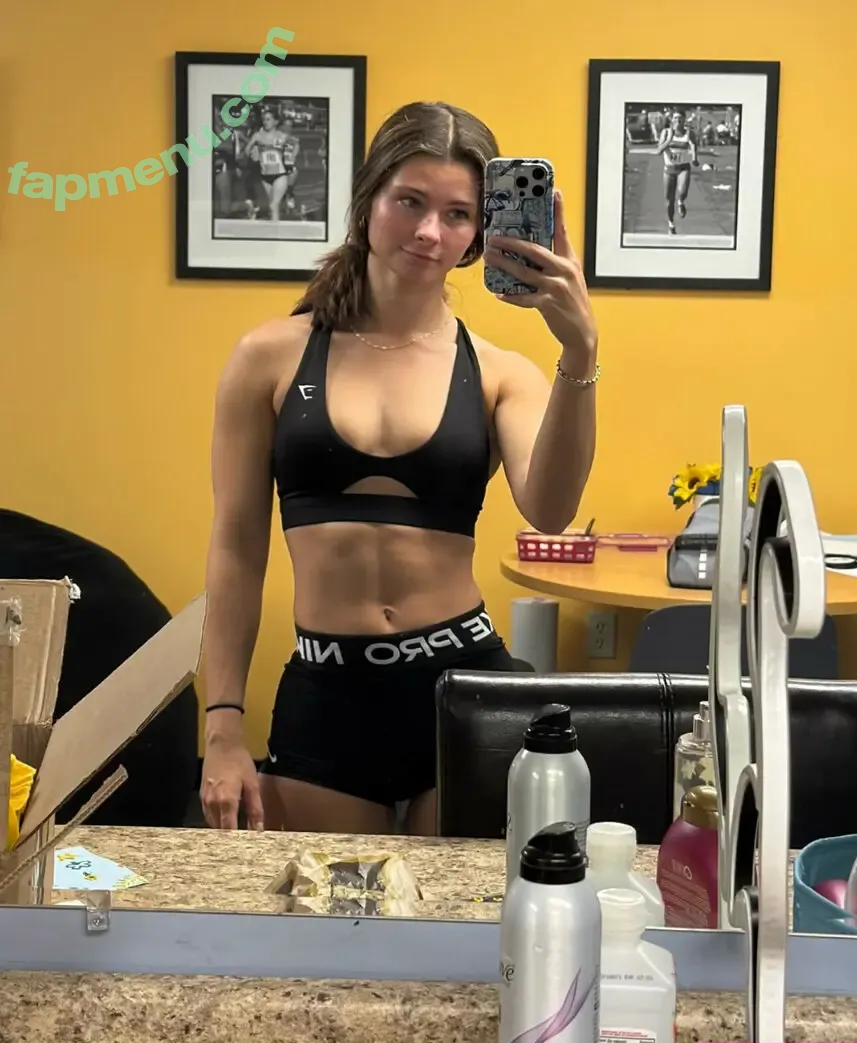 Soph Herriot nude photo #0009 (sophherriot / sophieraiin)