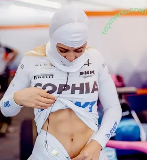 Sophia Flörsch / SophiaFloersch nude photo #0080