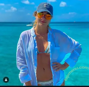 Sophia Flörsch / SophiaFloersch nude photo #0693