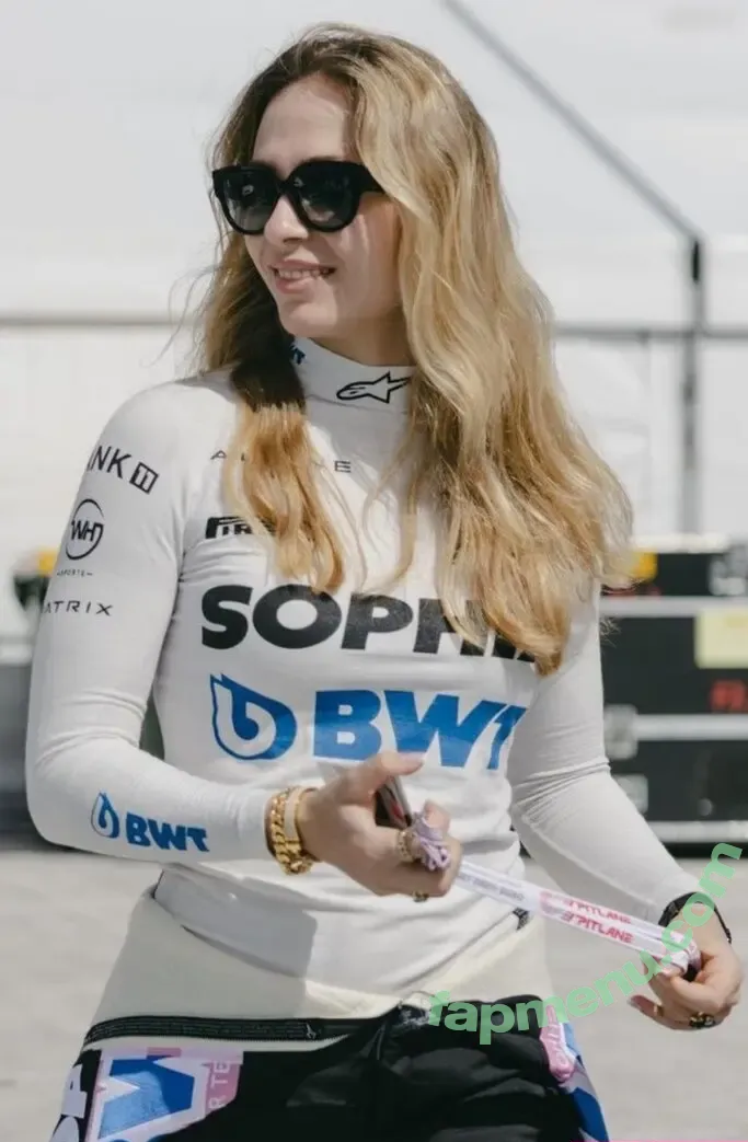 Sophia Flörsch nude photo #0039 (SophiaFloersch)