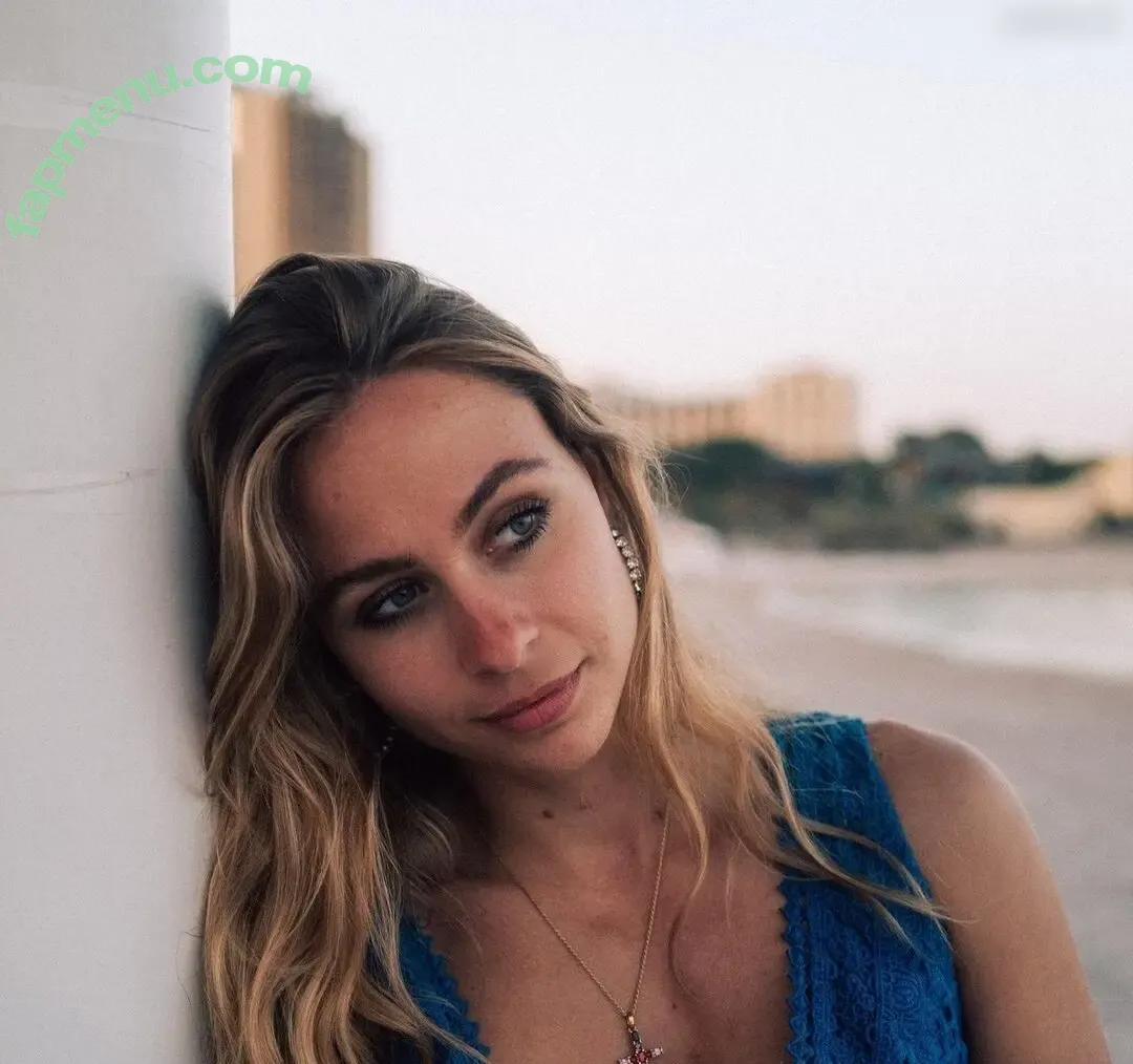 Sophia Flörsch nude photo #0075 (SophiaFloersch)