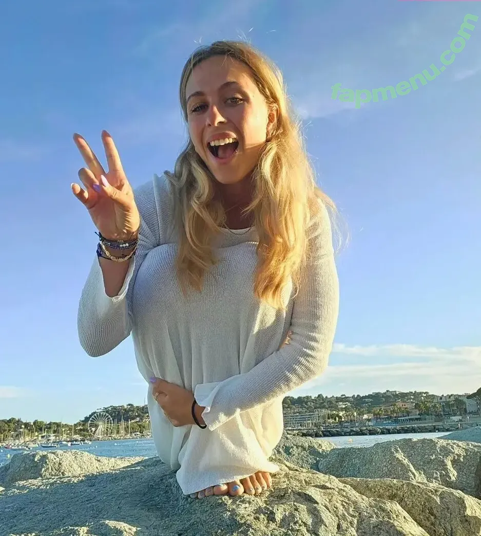 Sophia Flörsch nude photo #0090 (SophiaFloersch)