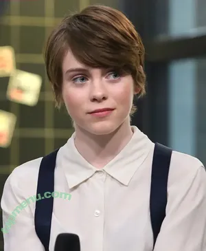 Sophia Lillis / sophialillis nude photo #0109