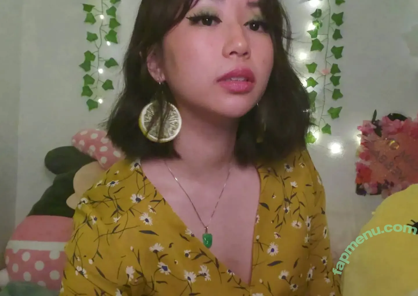 Sophia Phan nude photo #0112 (EatMyPhannnie / Sophiaphannn / _sophiaphan)