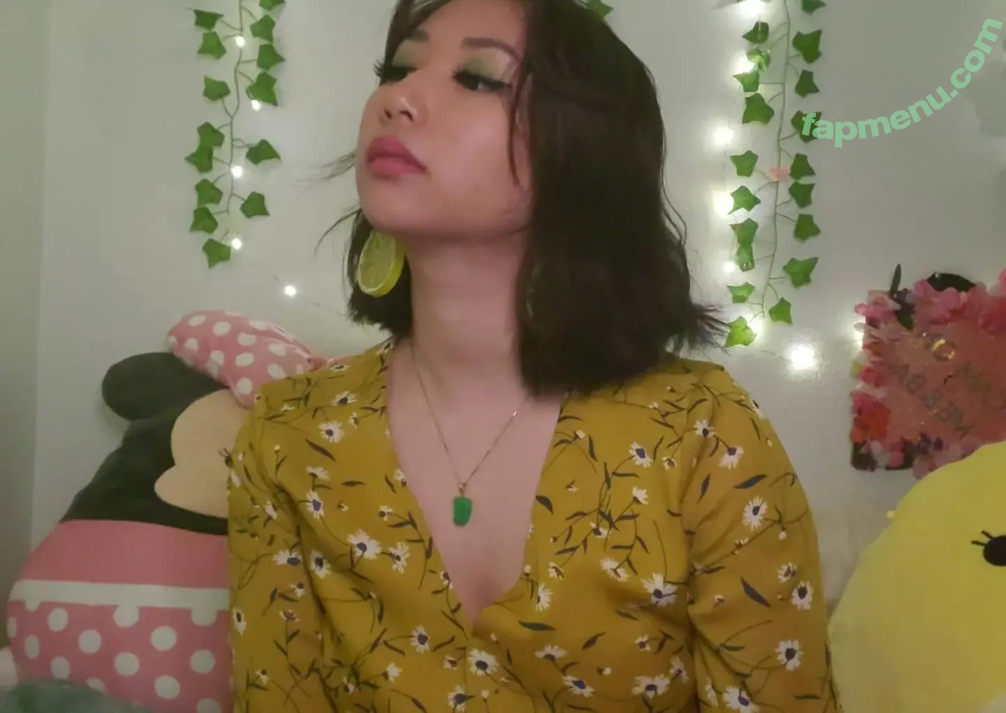 Sophia Phan nude photo #0114 (EatMyPhannnie / Sophiaphannn / _sophiaphan)
