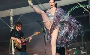 Sophie Ellis-Bextor / sophieellisbextor nude photo #0227