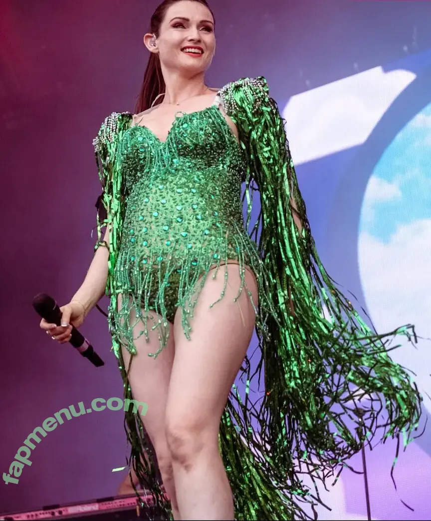 Sophie Ellis-Bextor nude photo #0214 (sophieellisbextor)