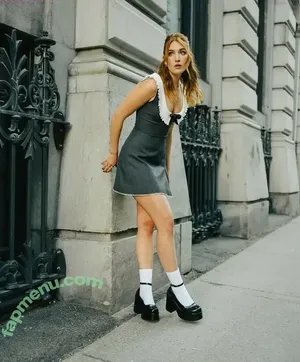 Sophie Nelisse / sophie__nelisse nude photo #0176