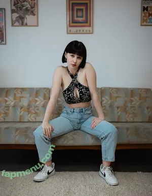 Sophie_nthr nude photo #0015
