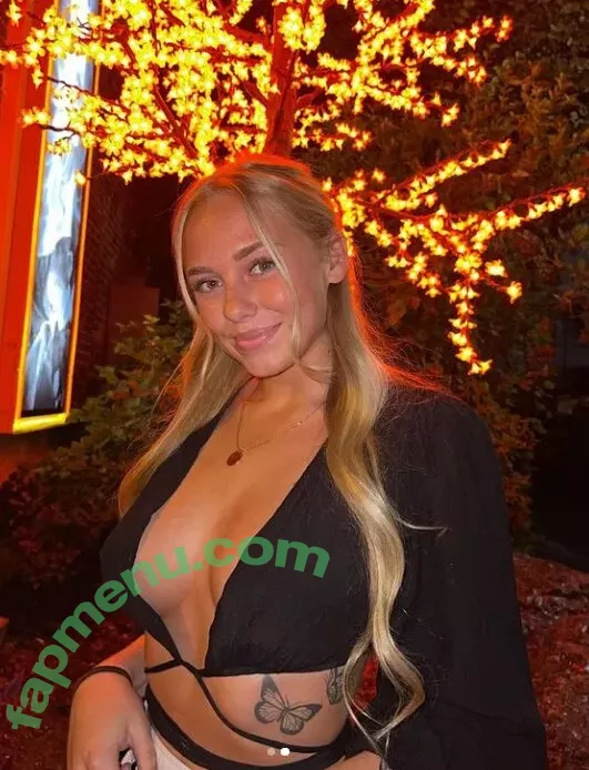 Sophie Riedemann nude photo #0078 (Sophuckingone / _sophieriedemann)