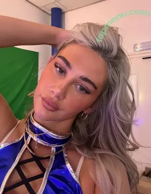  nude photo #0001