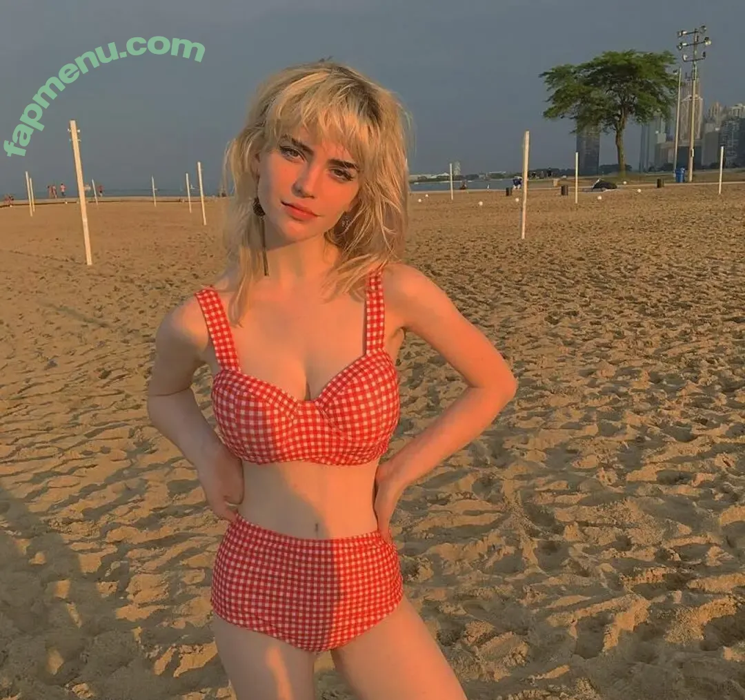 Sophie Thatcher nude photo #0663 (soapy.t / sophie_thatcher)