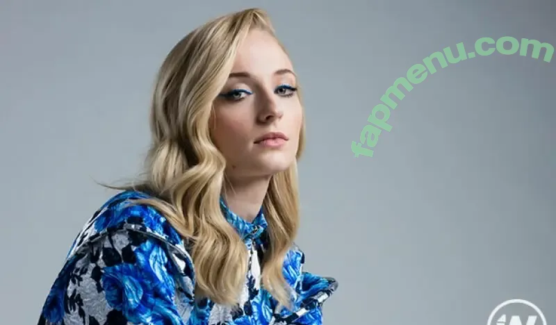 Sophie Turner nude photo #0534 (sexysophieturner / sophiet)