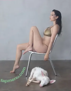  nude photo #0002