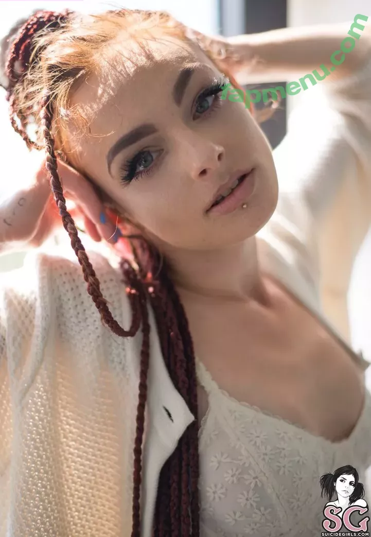 Sophiestonem nude photo #0001 (Sophiestonem)