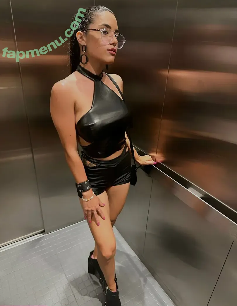 sophiesweett nude photo #0029 (sophie.sweett)