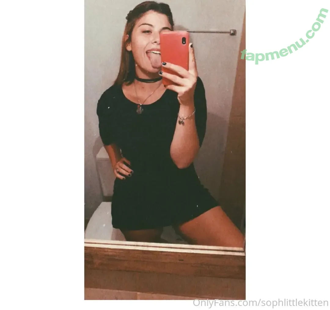 sophlittlekitten nude photo #0012 (sophlittlekitten)