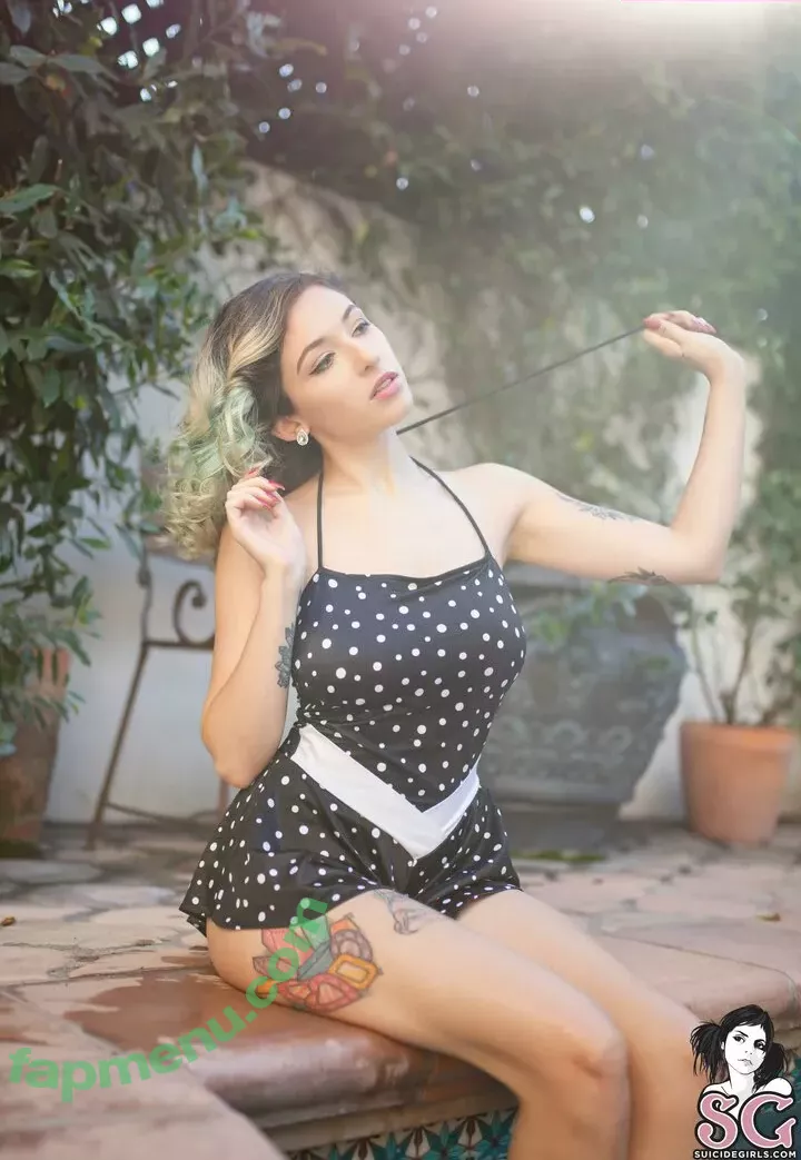 Sophoulla nude photo #0240 (patreon / sophoulla64)