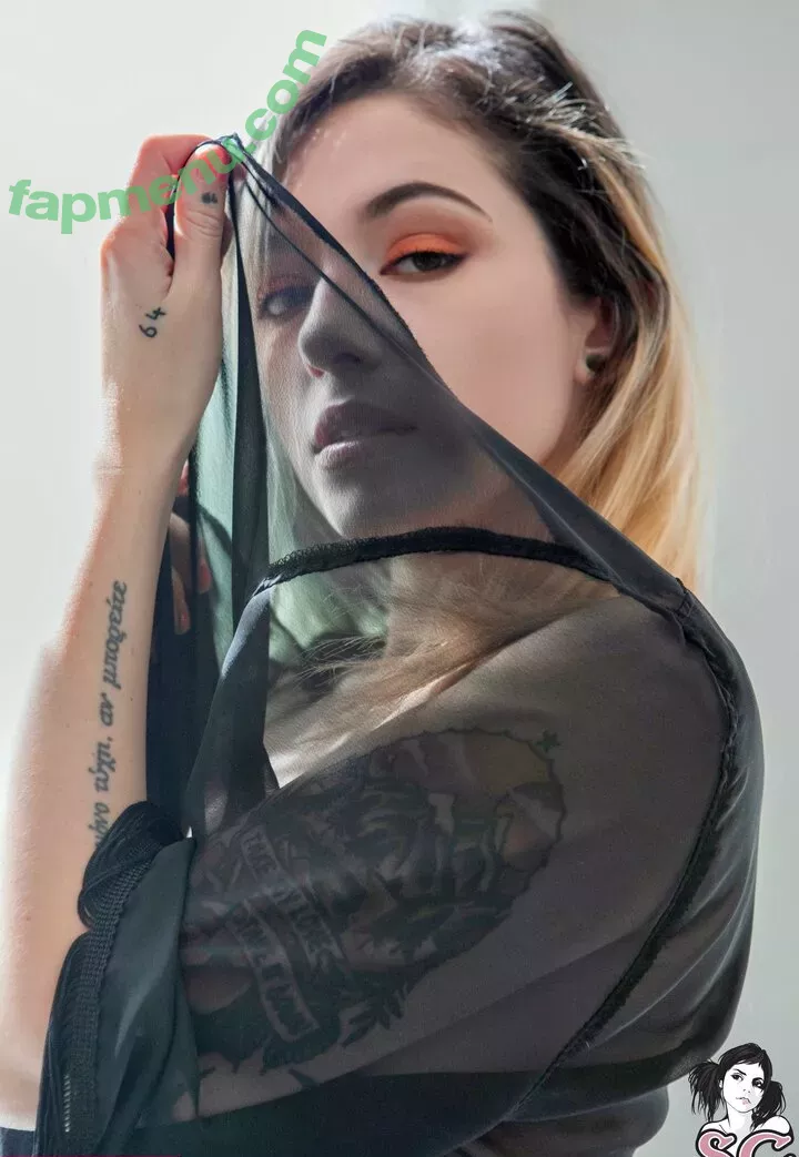 Sophoulla nude photo #0401 (patreon / sophoulla64)